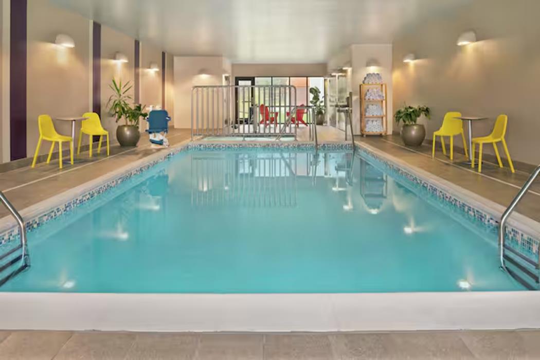 home2 suites by hilton madison east