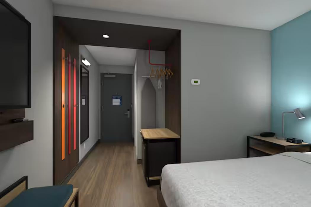 tru by hilton madison east