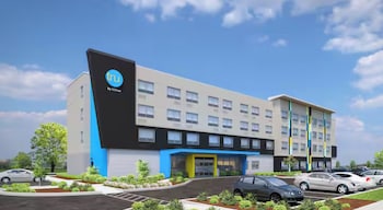 Tru By Hilton Madison East,,3 star