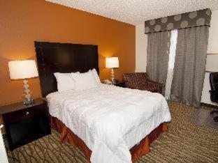 spark by hilton eden prairie