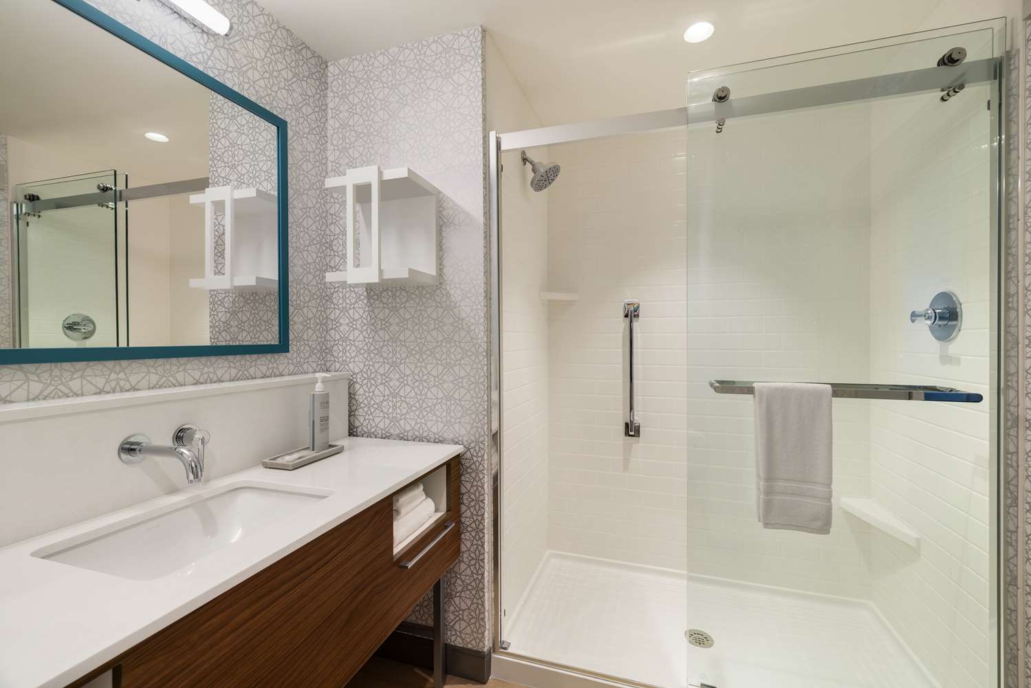 hampton inn and suites maui kahului hi