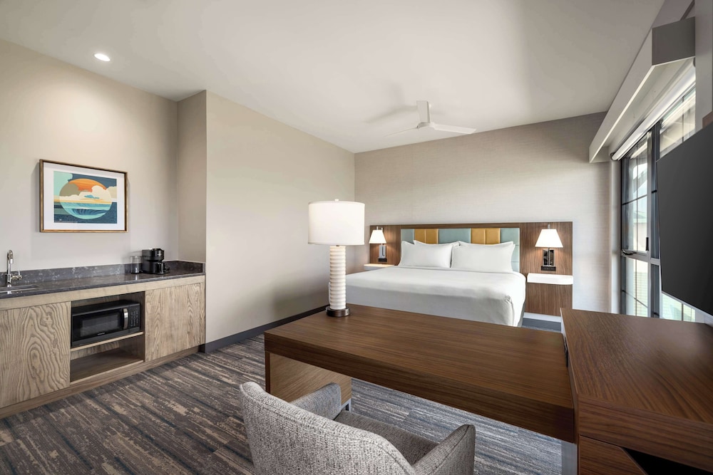 hampton inn and suites maui kahului hi