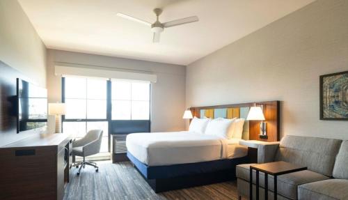 hampton inn and suites maui kahului hi