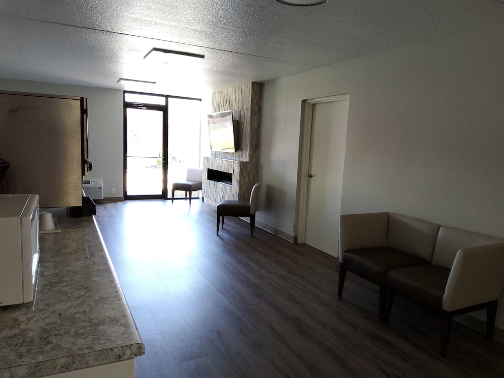 klopfenstein inn and suites
