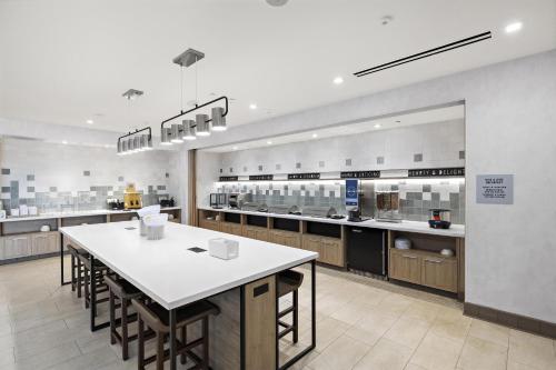 hampton inn ontario airport ca