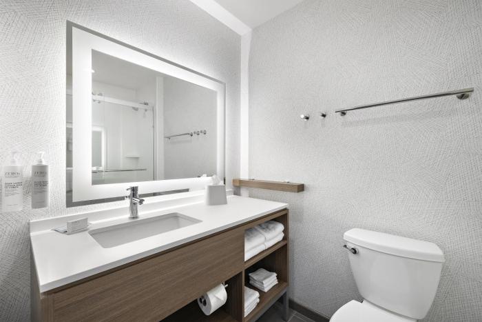 home2 suites by hilton ontario airport ca
