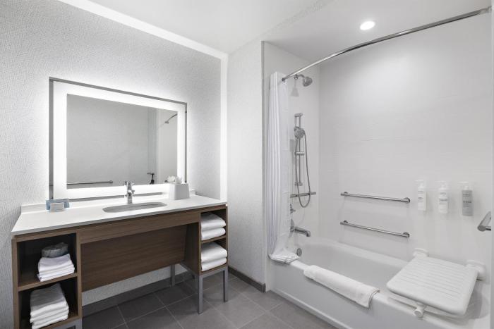 home2 suites by hilton ontario airport ca