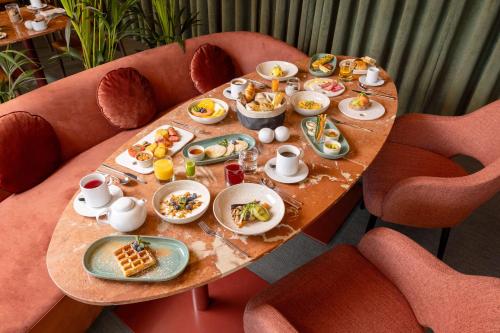 cenica porto hotel curio collection by hilton
