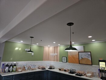 spark by hilton glendale phoenix north