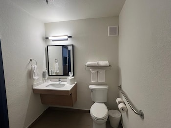 spark by hilton glendale phoenix north