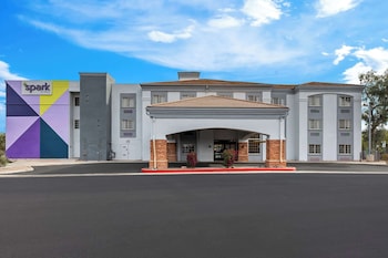 spark by hilton glendale phoenix north