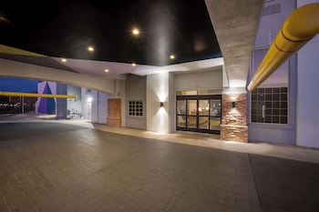 spark by hilton glendale phoenix north