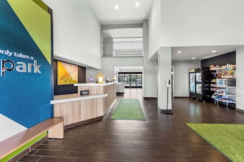 spark by hilton glendale phoenix north