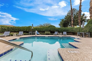 spark by hilton glendale phoenix north