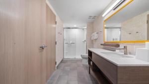 home2 suites by hilton pasco tri cities airport wa
