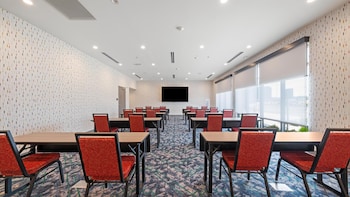 home2 suites by hilton pasco tri cities airport wa