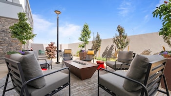 home2 suites by hilton pasco tri cities airport wa