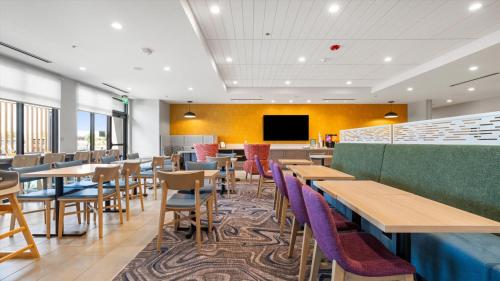 home2 suites by hilton pasco tri cities airport wa