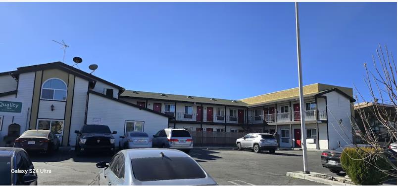 hotel avenida victorville i 15