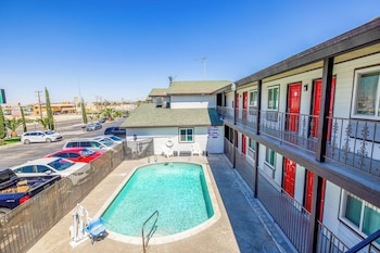 hotel avenida victorville i 15