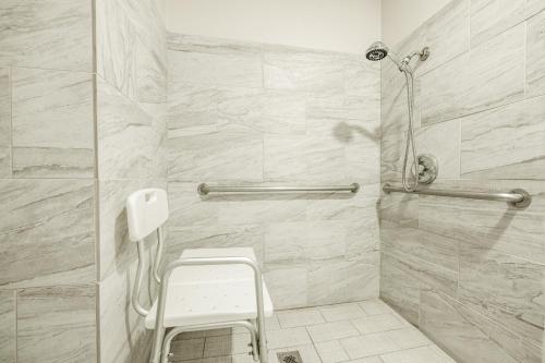 hotel avenida victorville i 15