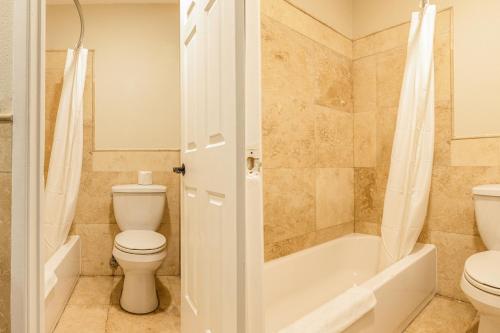 hotel avenida victorville i 15