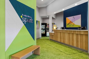 Spark By Hilton Daleville Roanoke North,,2 star