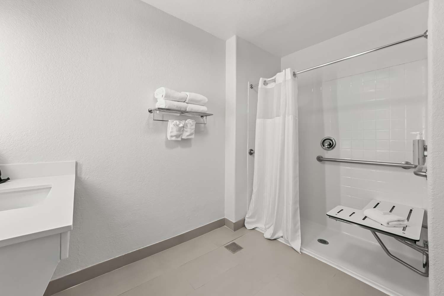 spark by hilton selma