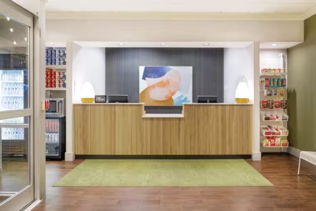Spark By Hilton Selma,,3 star