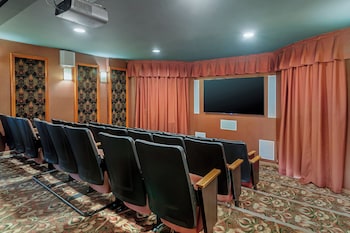 meadowmere resort