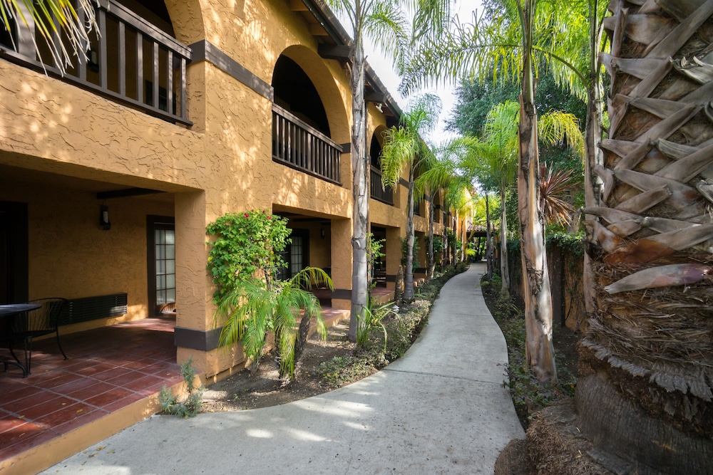 hotel zico bw signature collection