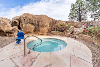 La Quinta Inn & Suites By Wyndham Santa Rosa,Guadalupe>>Fort Sumner,3 star