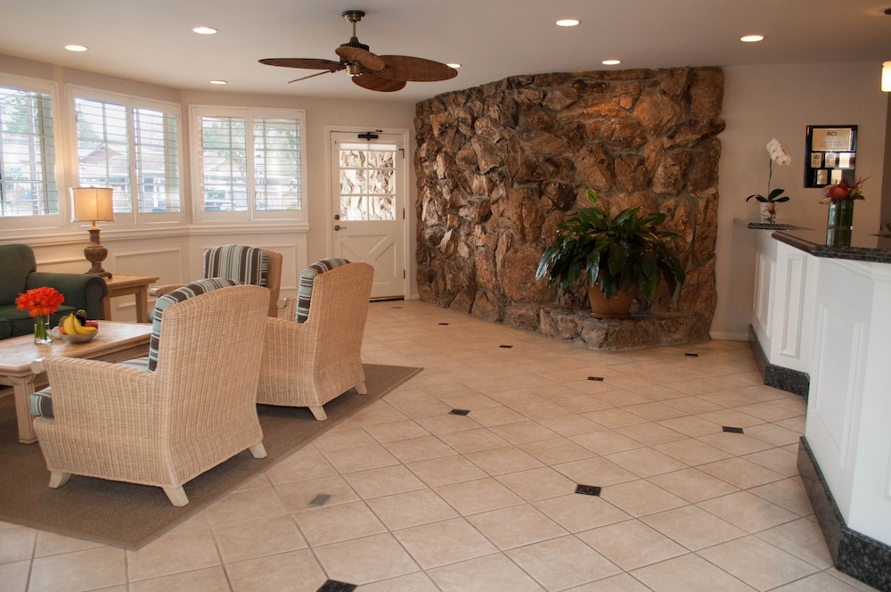 laguna shores studio suites