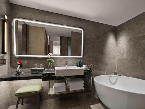 hilton shanghai greater hongqiao