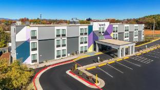spark by hilton harrisonburg university area va