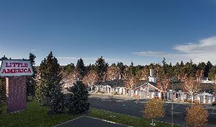 Little America Hotel,Green River>>Fort Bridger,3 star