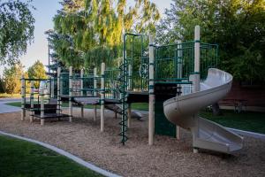 Little America Hotel,Green River>>Fort Bridger,3 star
