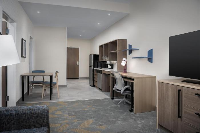 home2 suites by hilton tooele