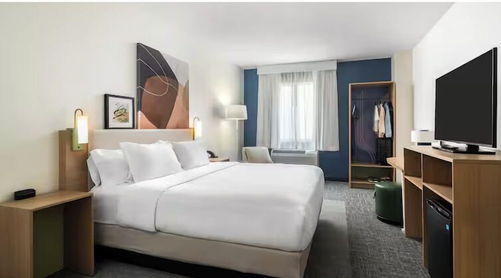 spark by hilton salt lake city airport