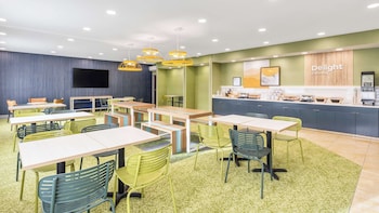 spark by hilton salt lake city airport