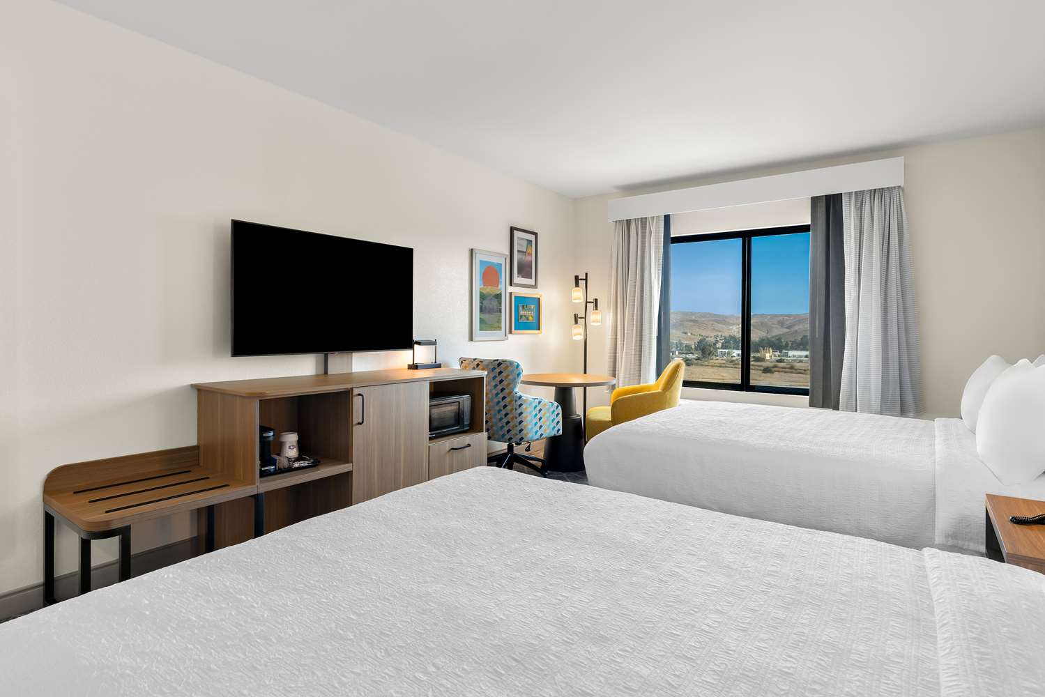hampton inn and suites corona ca