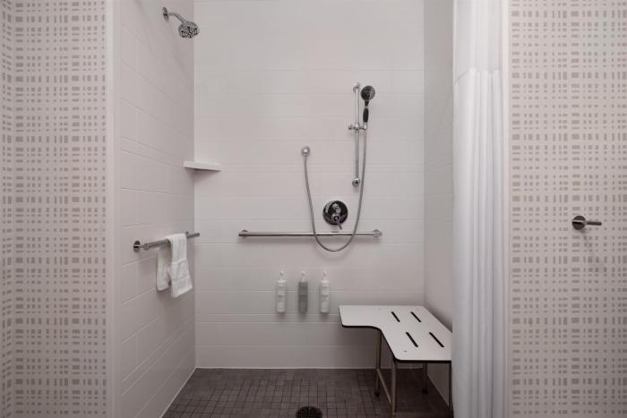 hampton inn by hilton wichita falls north