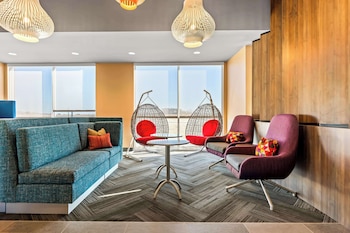 Tru By Hilton Dixon,,3 star