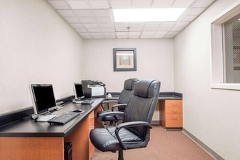 home2 suites by hilton st charles st louis