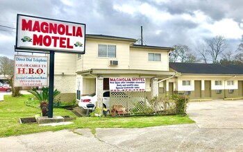 magnolia motel donaldsonville st james