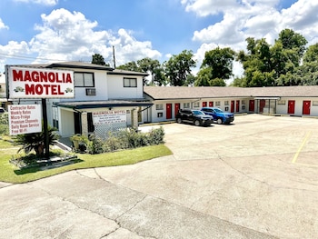 magnolia motel donaldsonville st james