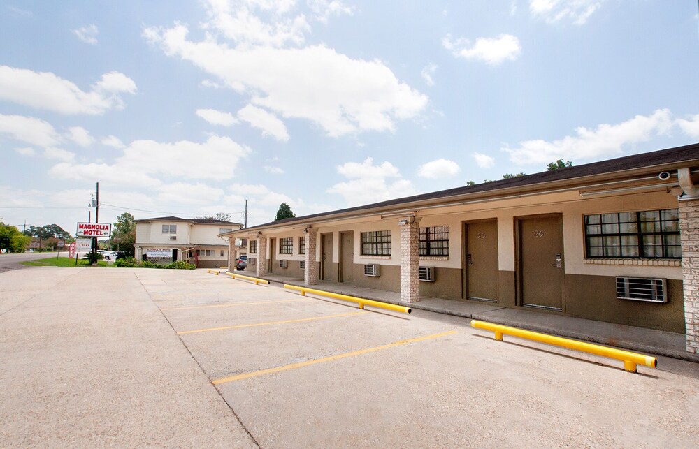 magnolia motel donaldsonville st james