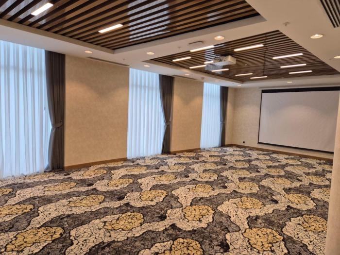 hilton garden inn termez airitom