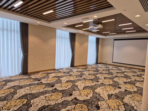 hilton garden inn termez airitom