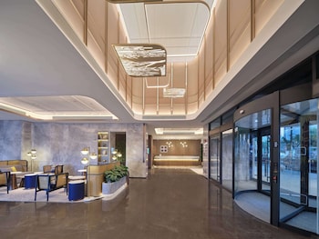 Hilton Garden Inn Ji'nan High-Tech Zone,,4 star